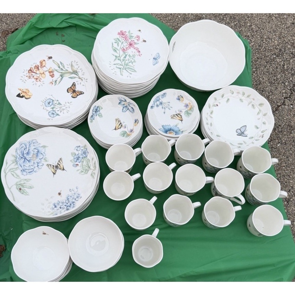 Lenox Butterfly Meadow & Monarch 86 Pc Dinnerware Set Plates Bowls Mugs‎
